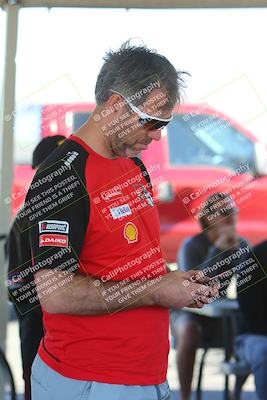 media/Feb-06-2025-Racers Edge (Thu) [[c17ed6f7b1]]/3-Around the Pits-Track Walk/